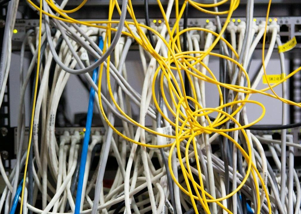 Spaghetti Load: Networking Constraints in Small Servers